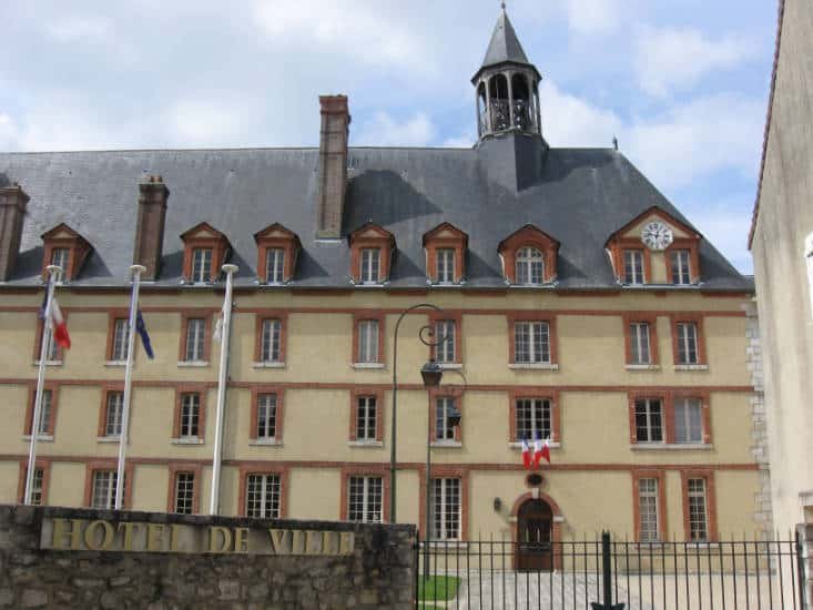 mairie de nemours